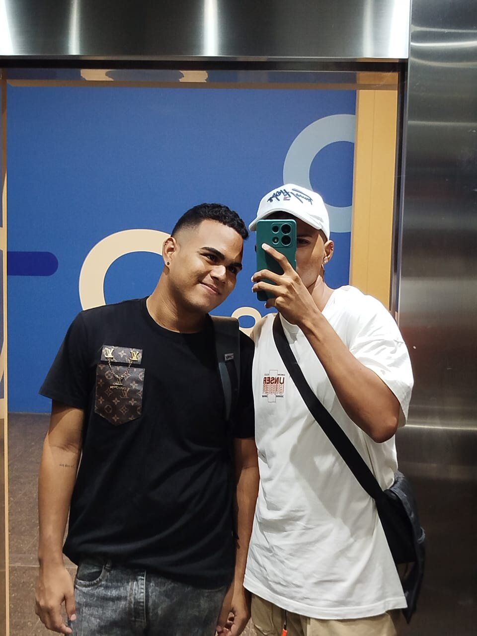 axel_and_brat