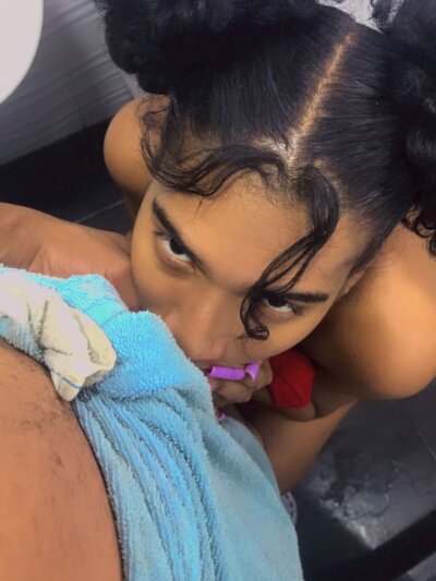 mia_and_joker from stripchat