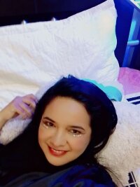 saray98_hot's Offline XXX Chat