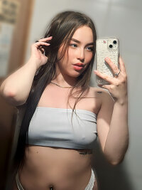 Cloee222's Offline Chat Room