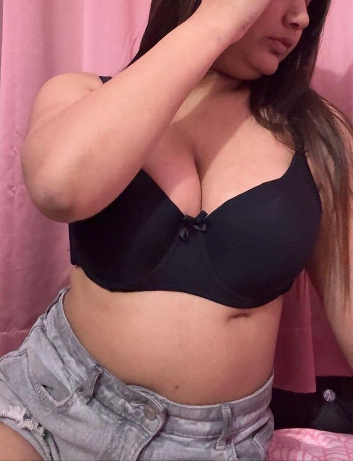 Queen_Pooja7