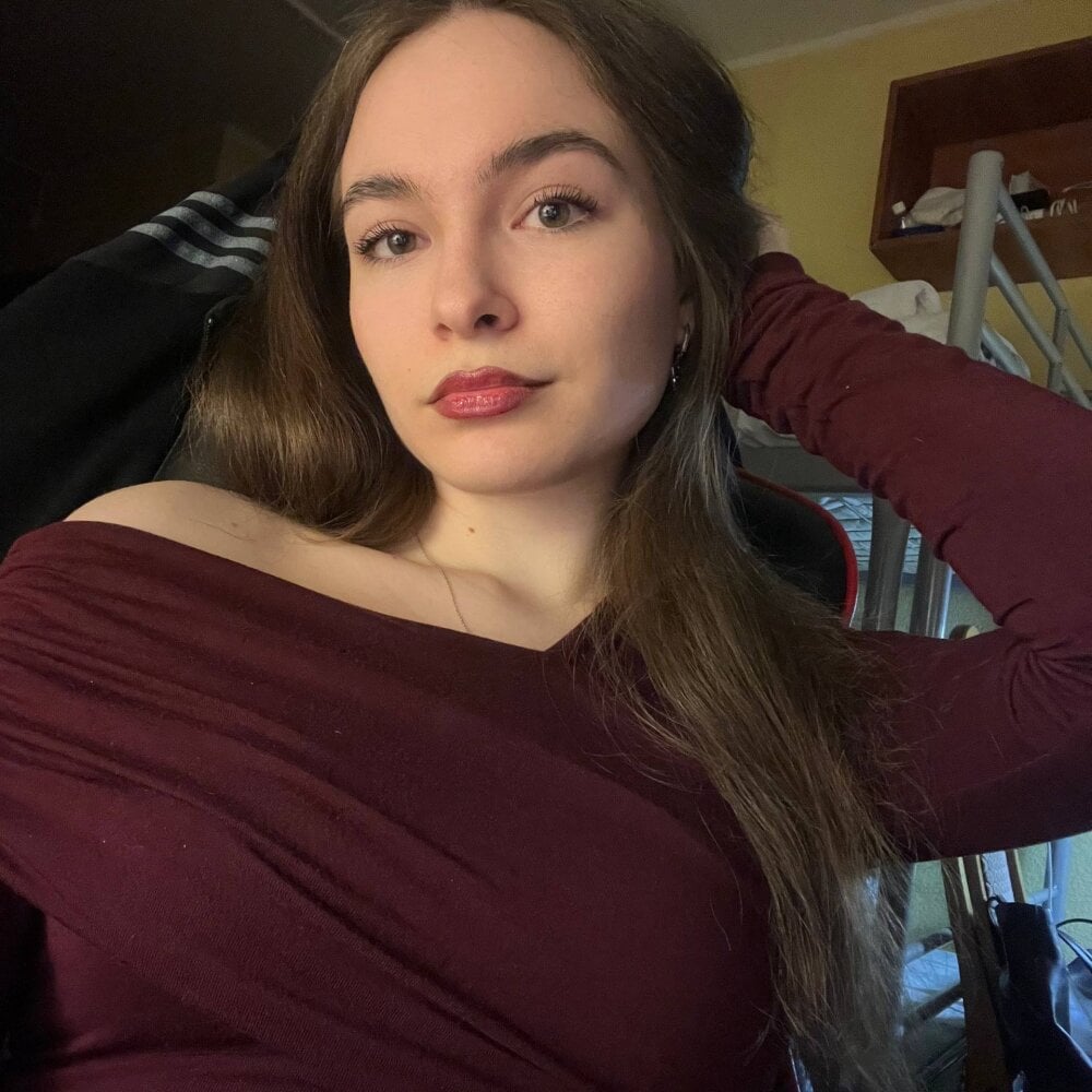 sexlivecamsites.com eunchesley livesex profile in asian cams