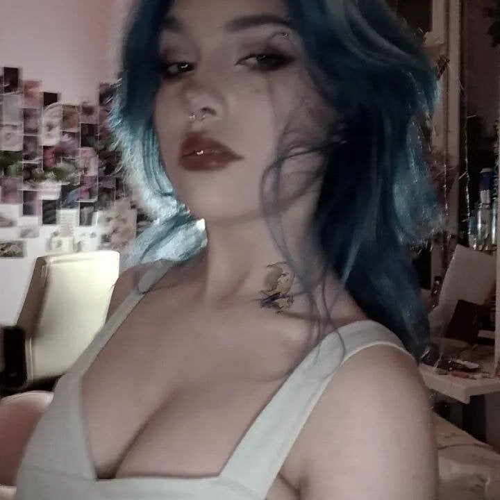 sasha_crystall from stripchat