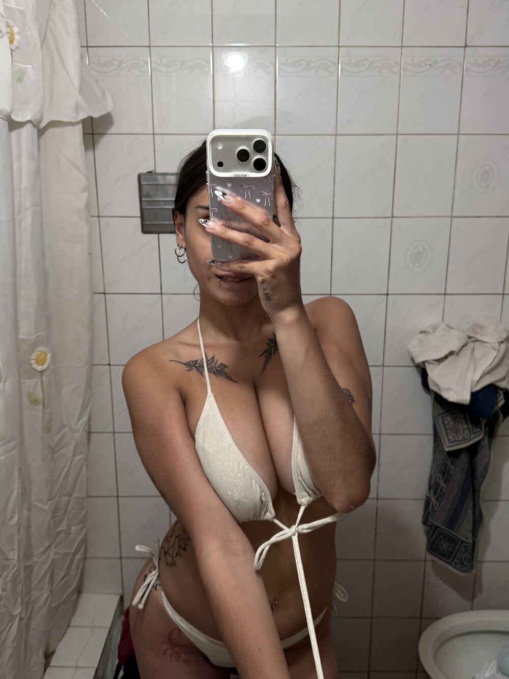 Sweetgirl44hott Offline XXX-Chat