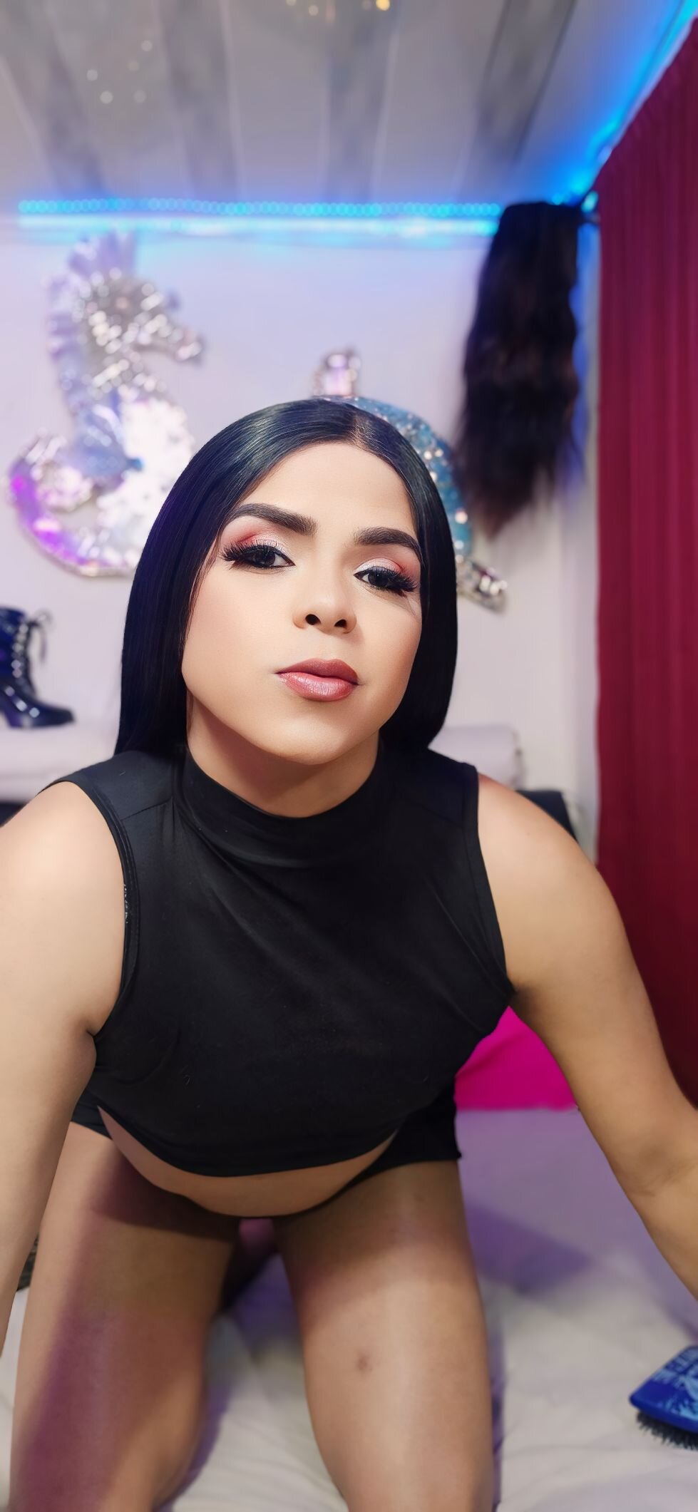 GABRIELA_SHEMALEHOT