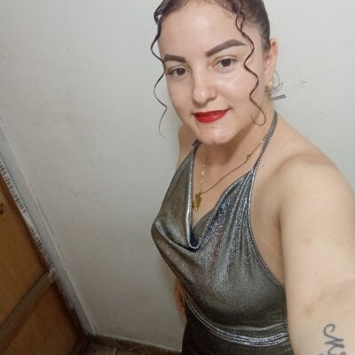 mackenziehess from stripchat