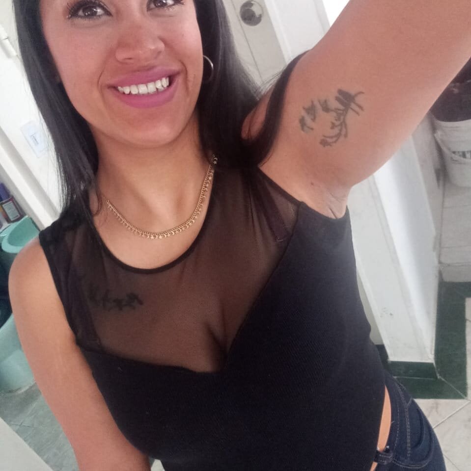 livesex.fan lili_rousx livesex profile in land-of-pleasures cams