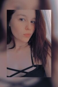 Alice_model's Offline Chat Room
