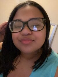 lesbianqueen300's Offline XXX Chat