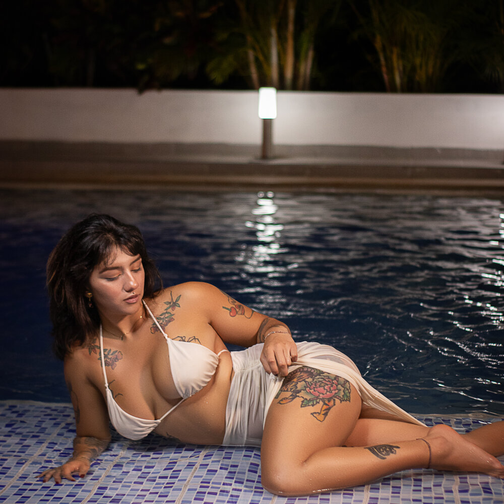 Live sex webcam photo for Aquua_bx #290162895