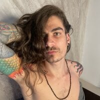 ArmandoEssence's Offline XXX Chat