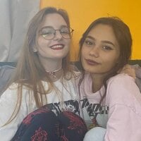 RoseYvonne's Offline Chat Room