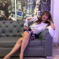 Esperanza_Milf's Offline Chat Room