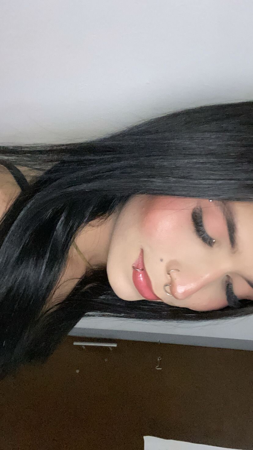 valerie_evannss