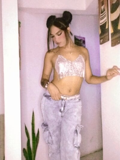 Sara-Smith- - Stripchat Teen Lovense Best Trans 