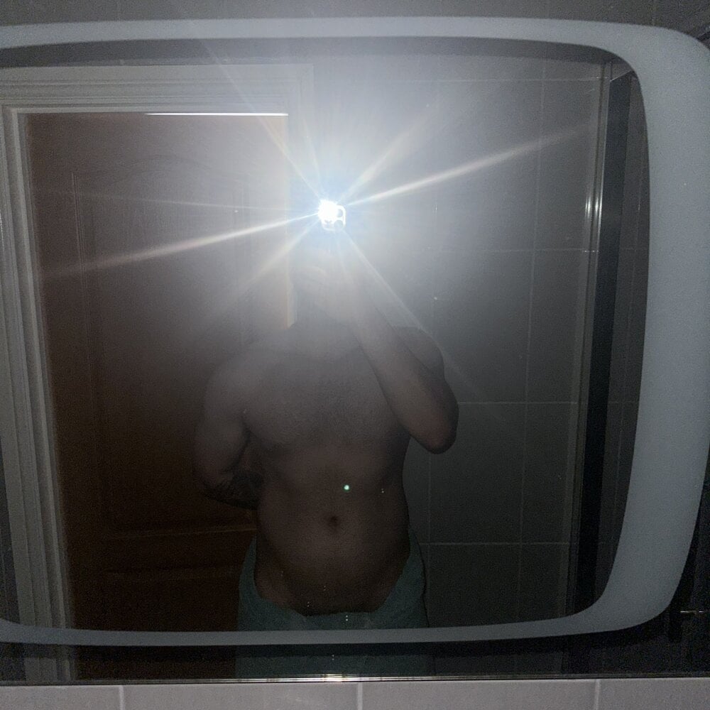 Apolo69_'s Offline XXX Chat