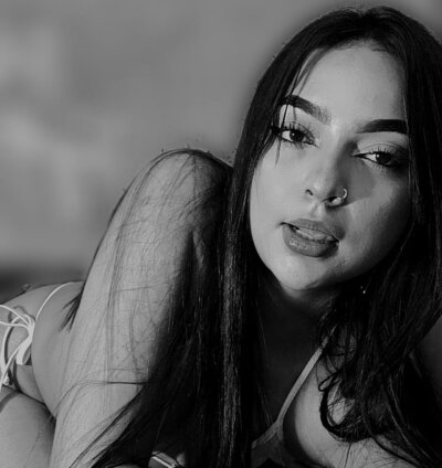 Samantha__st Stripchat Webcam Model - Profile & Free Live Sex Show ...