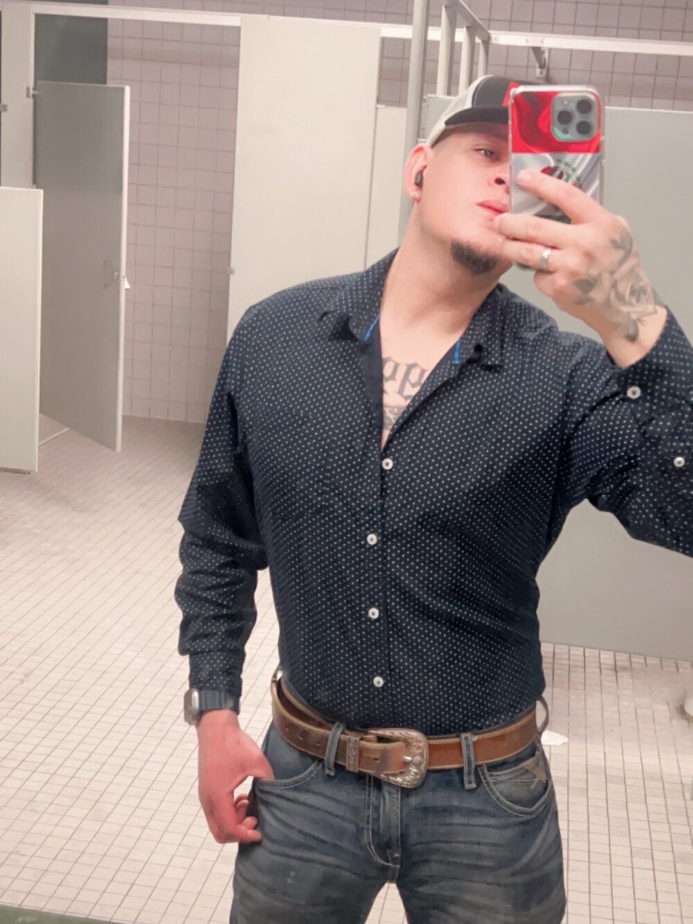 Ragde27 Chat XXX offline