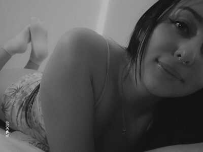 April_sommer1 private show