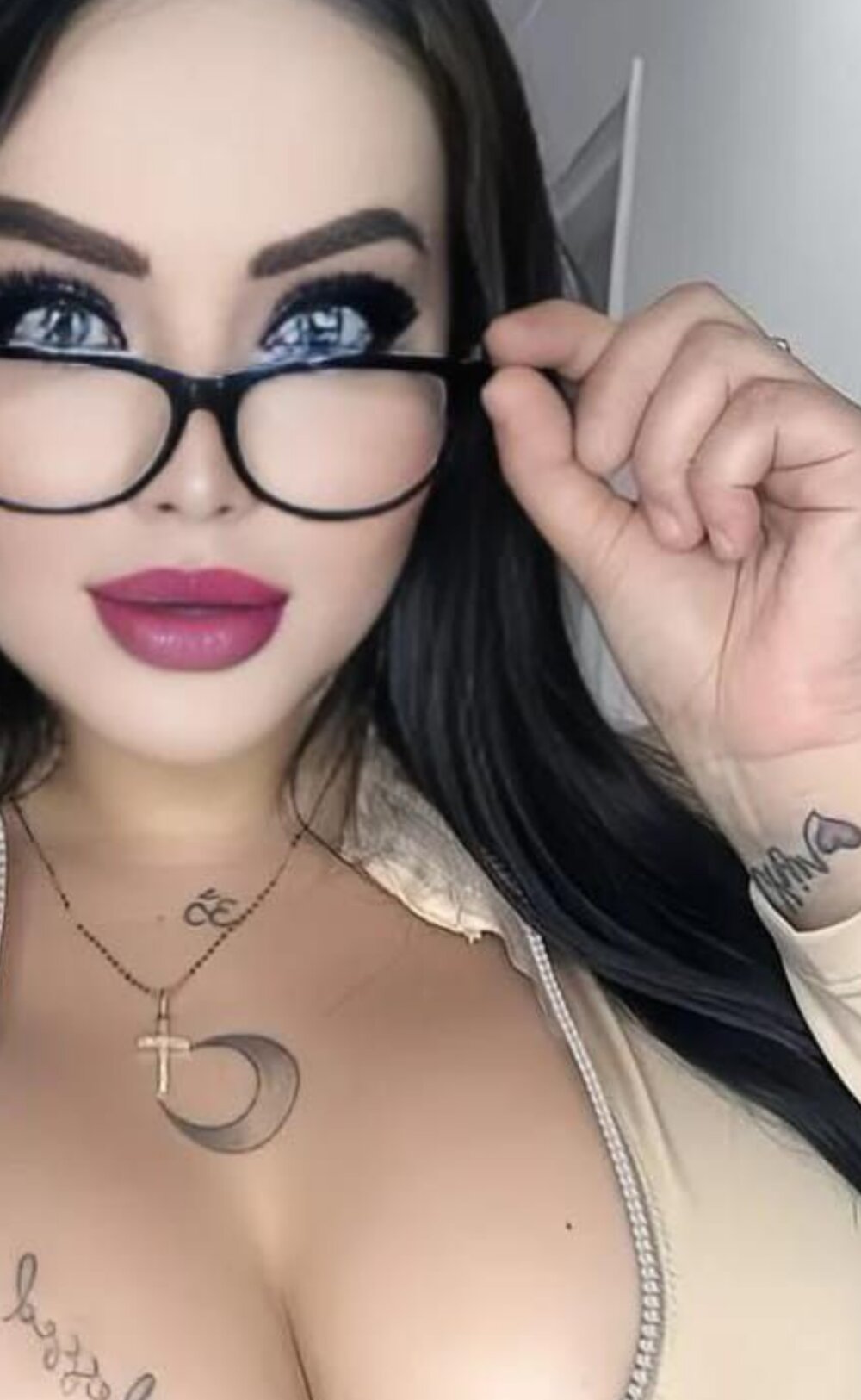 arab_dam from stripchat