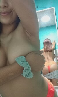 Selenesex@xh's Offline Chat Room