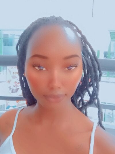 _elfinbee 🤖 nude chat