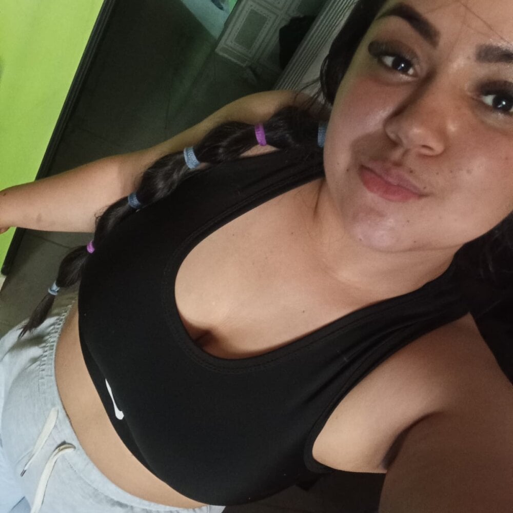 Valeria_Sweetts profile