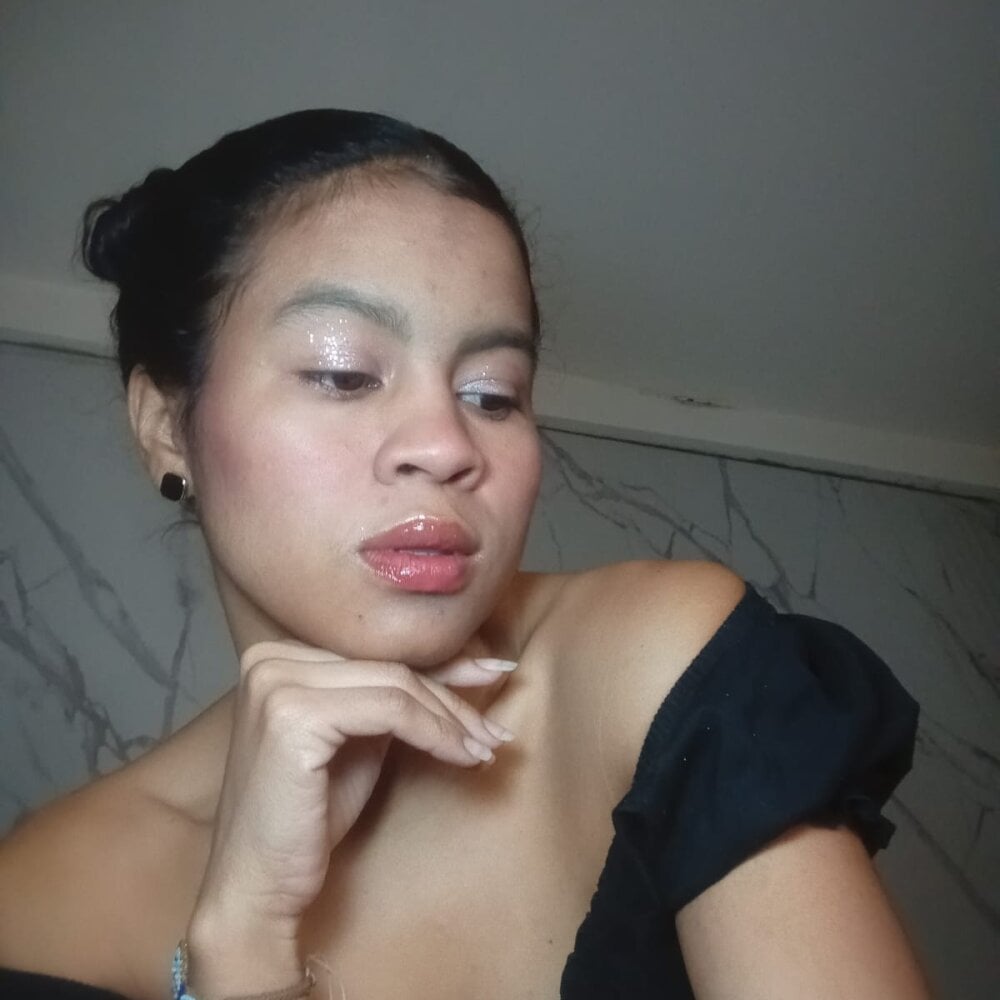catalina5_s from stripchat