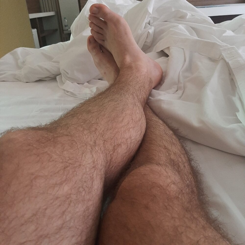 leovsar from stripchat