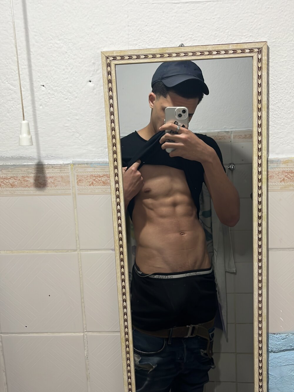 alan18cmsafado from stripchat
