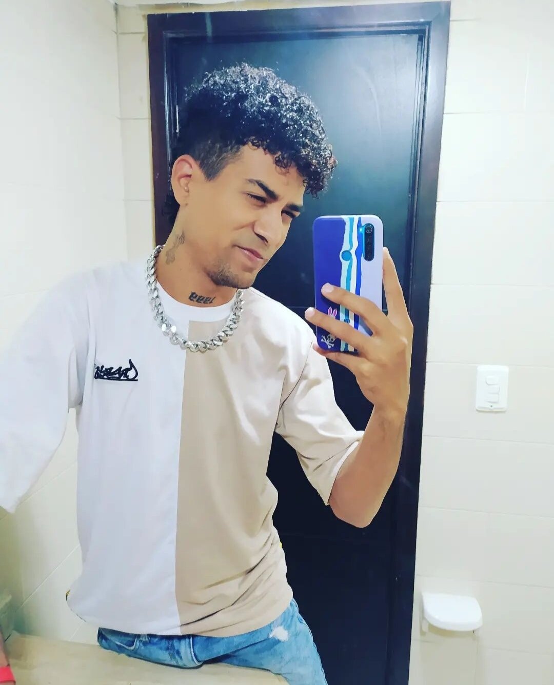 tombox_