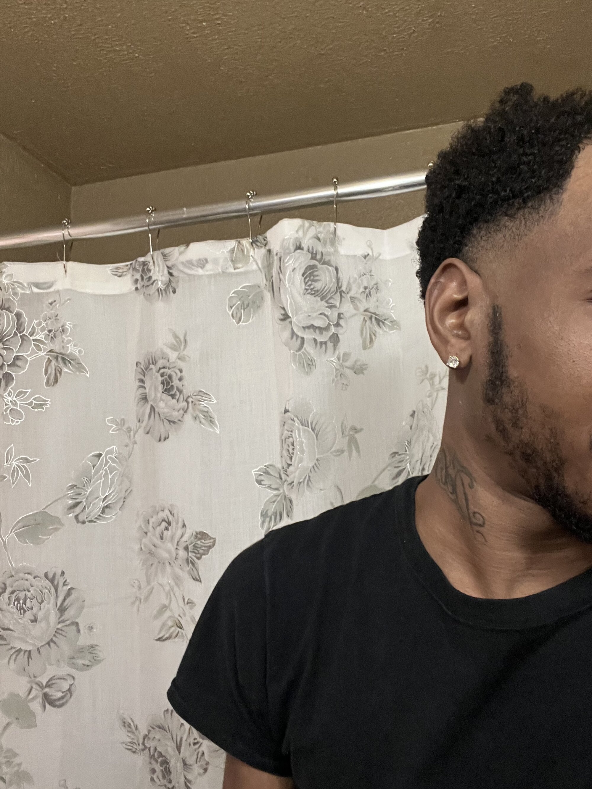 thickcum27 live webcam