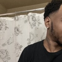 thickcum27's webcam live show
