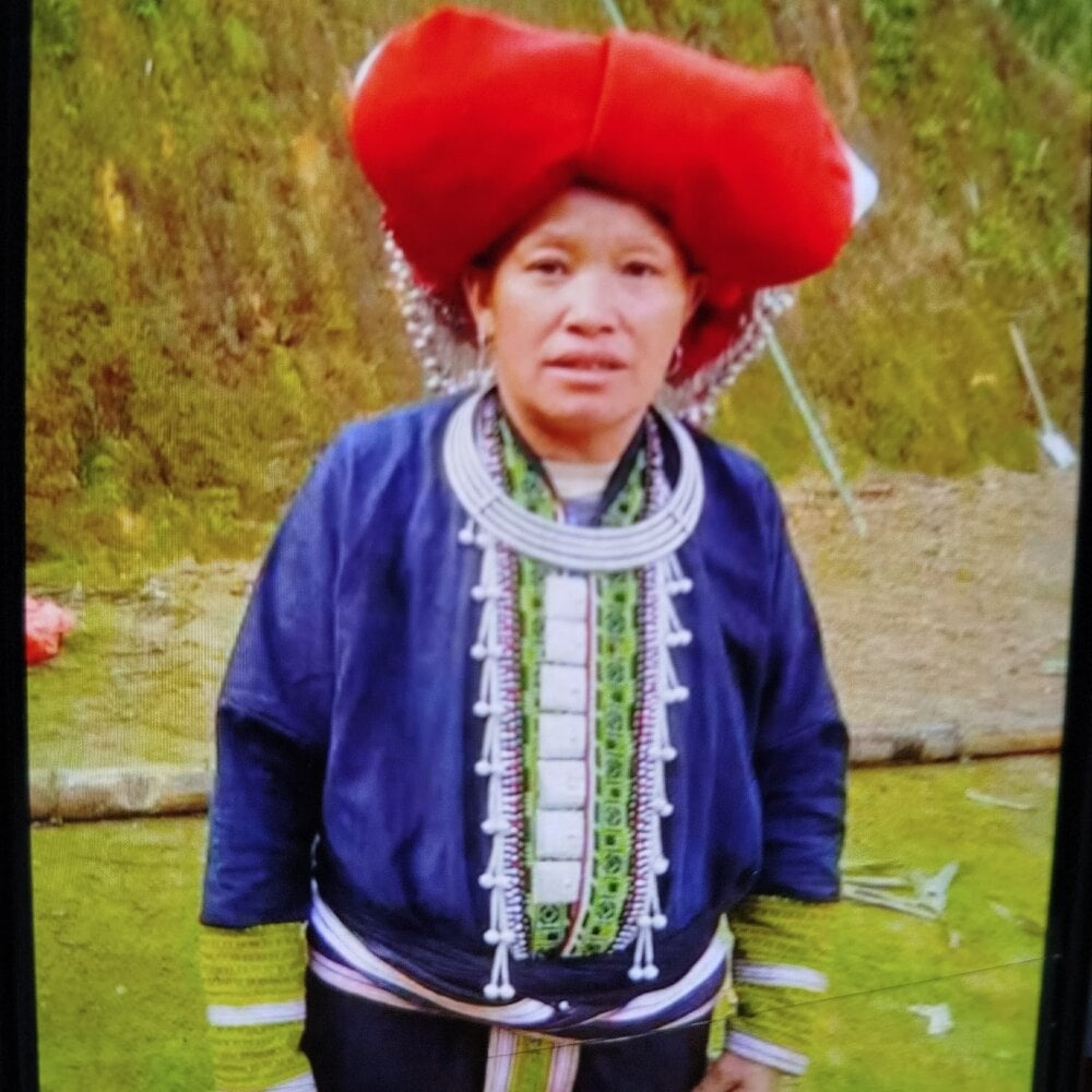 stripchat lolomtvi webcam profile pic via cam-performer.com