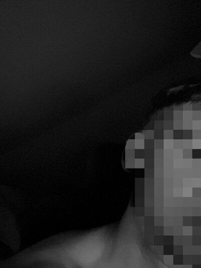 Xfreakteen_ Male White Porn Webcam
