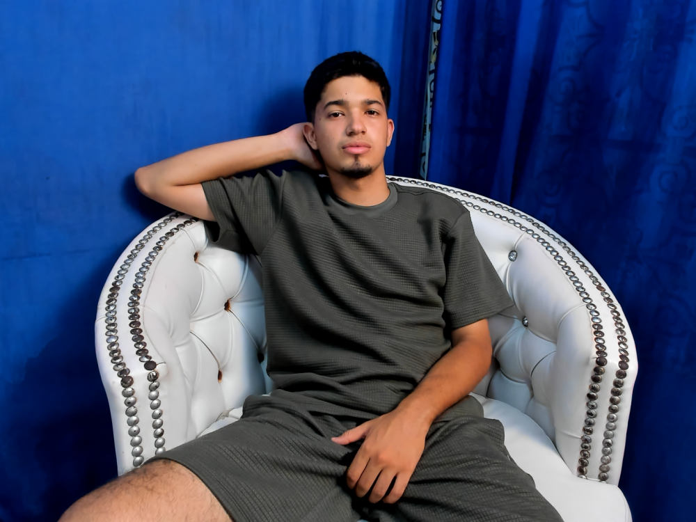 jrenrique from stripchat