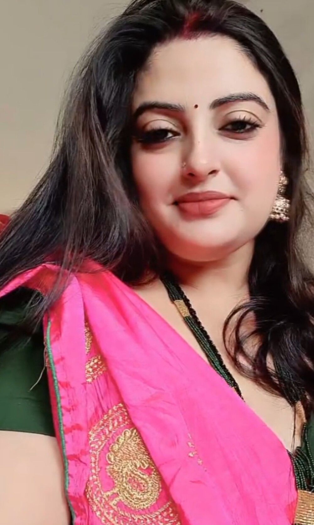 romentic_lady webcam livesex profile in spanking-paddling cams