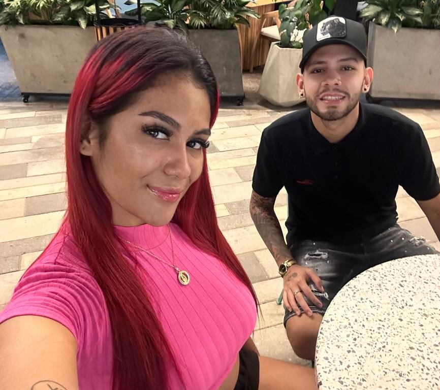 MaryAndJaime's Offline Chat Room