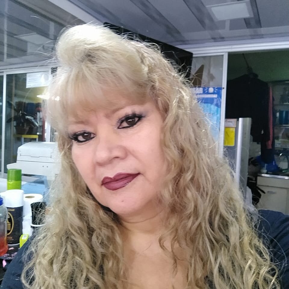 Ursulawhite69 Chat Room offline