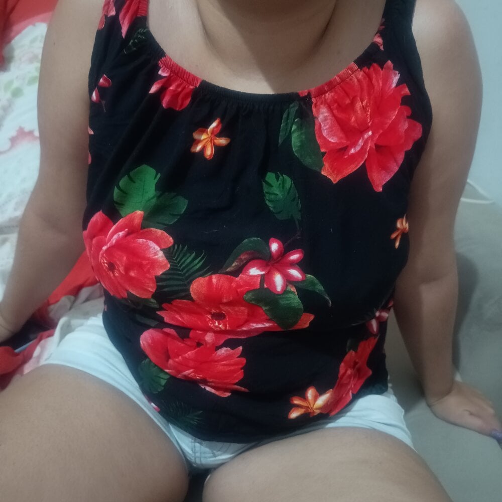 MorenaSecret22 offline XXX-chat