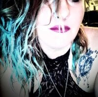 Sadiemoonchild2's Offline Chat Room