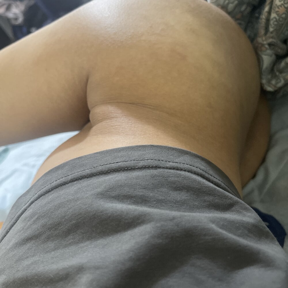 alexandercen1226's Offline XXX Chat