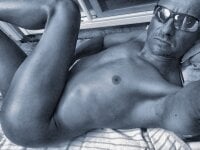 DannyBare's webcam live show