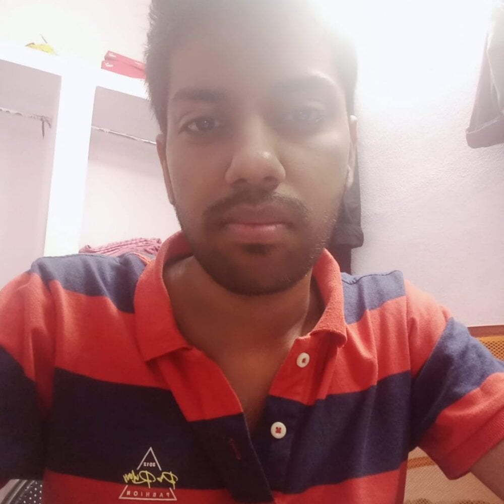 indianyoungteen's Offline Chat Room