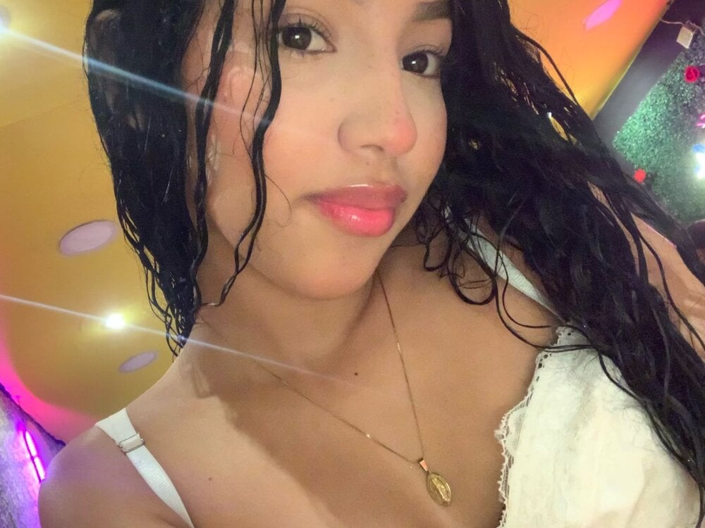 maylie_evas03 profile