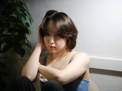 EditaBoon Female Newcheapestprivates Online Webcam Strip