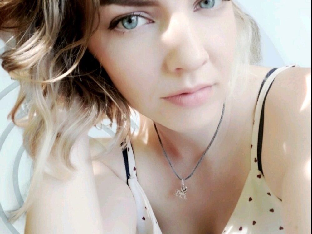 Ketrin3467's Live XXX Chat
