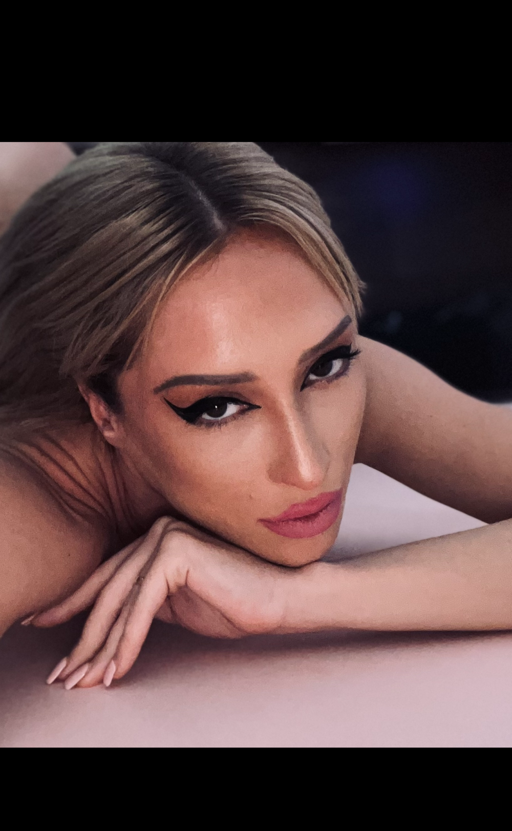 AshleyElle profile
