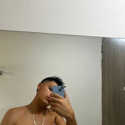 Julian0812