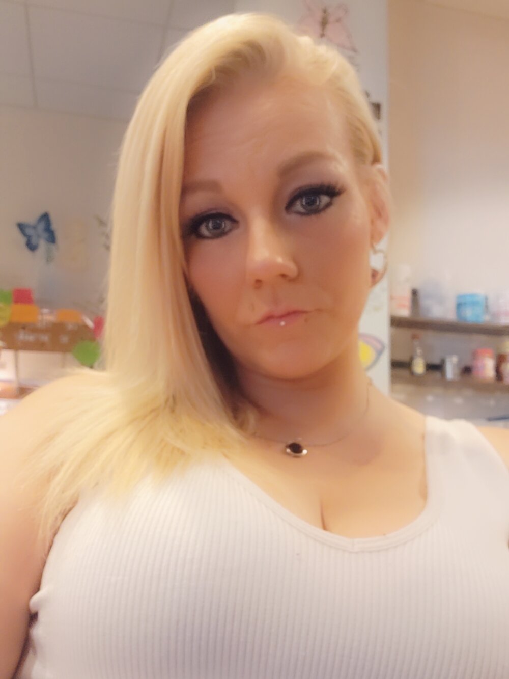Veronicavaughn44 profile